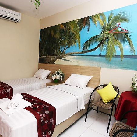 C.Stone Hotel Surabaya Ngoại thất bức ảnh